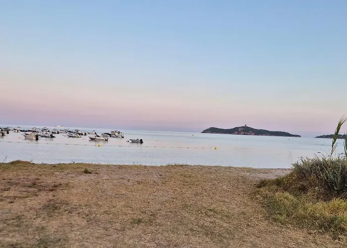 Semesterbostad Marina-di-pinarello Corse-du-sud A 400m De La Pinarellu Zonza